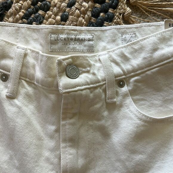 NWT Lucky Brand Relaxed Short Cotton Women's White Denim Shorts Raw Hem 4/27 - Picture 8 of 13